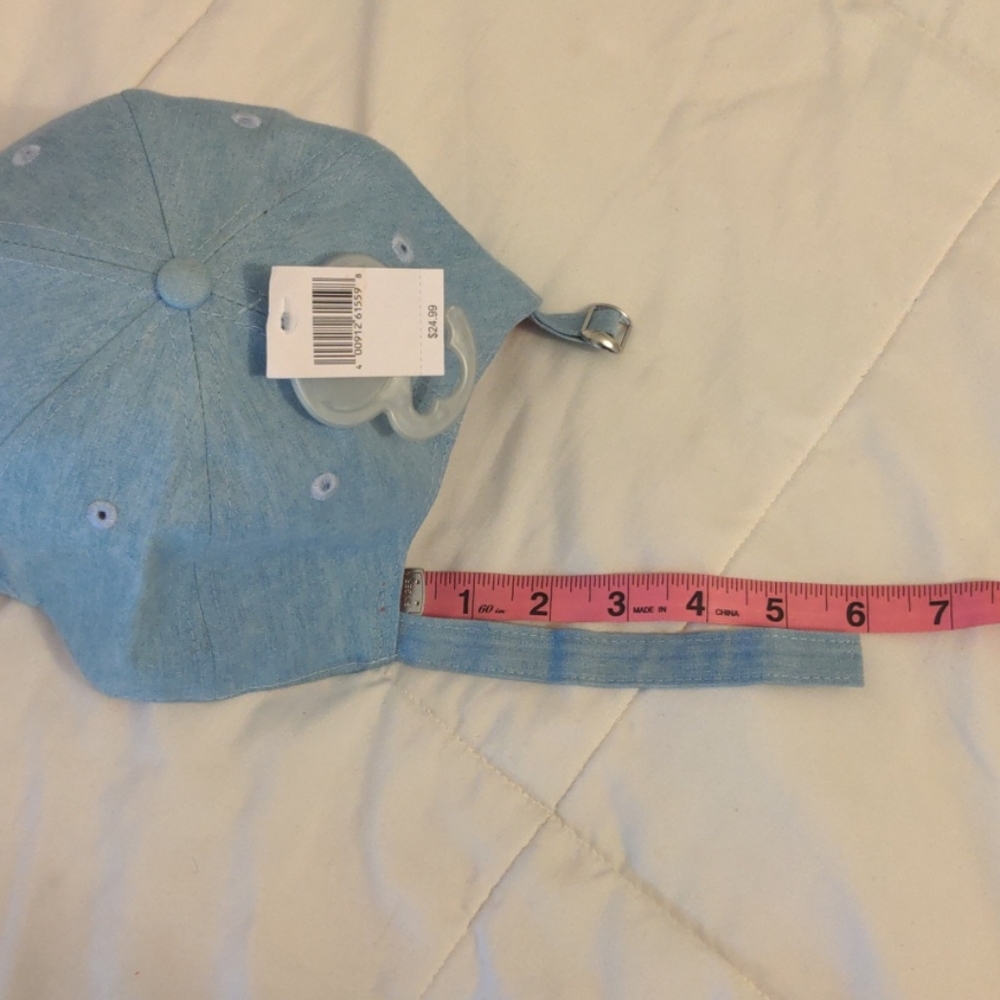 π3 for $27 Disney, Disneyland, Mickey hat - Picture 3 of 9